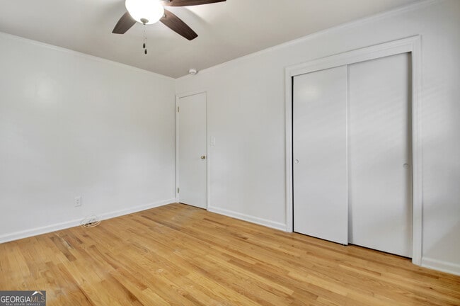 Building Photo - 500 Circle Dr