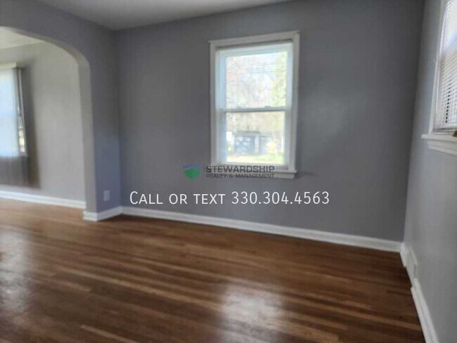 Building Photo - 2135 Dennison Pl NW