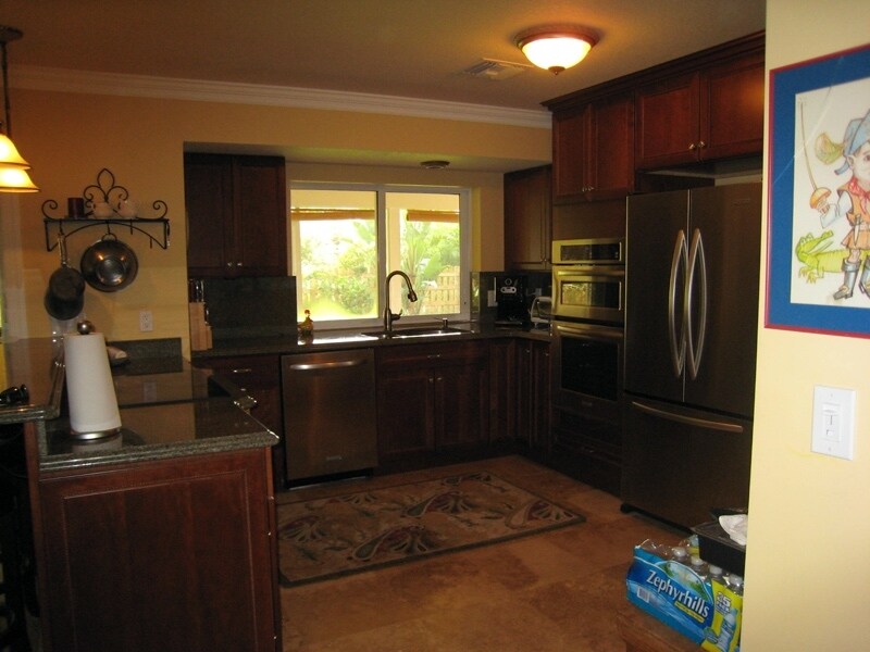 Building Photo - 1 SE Sharon St