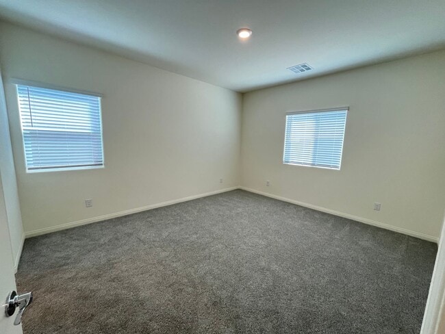 Building Photo - 3 Bedroom! Single Story Family home in the Heartland Hills Masterplan!