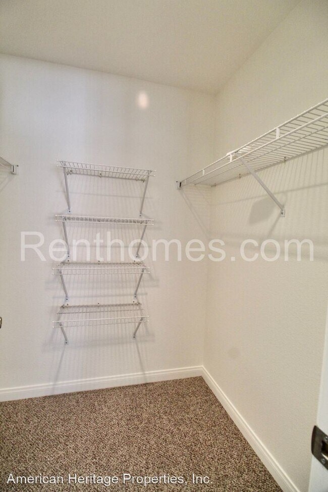 Building Photo - 2 br, 2 bath House - 1356 Serena Circle #1