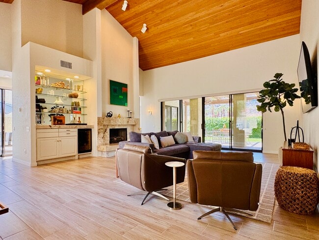 Building Photo - 49435 Ave Club La Quinta