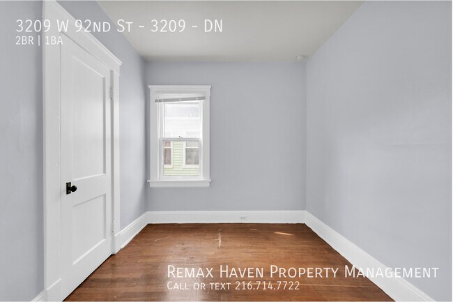 Building Photo - 3209 W 92nd St