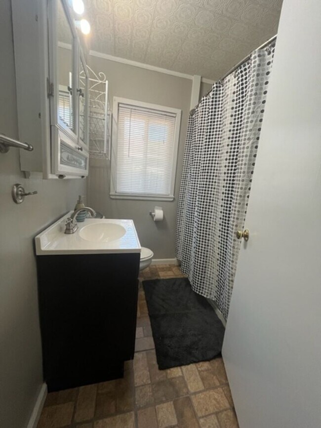 Building Photo - 2816 Orlando Rd