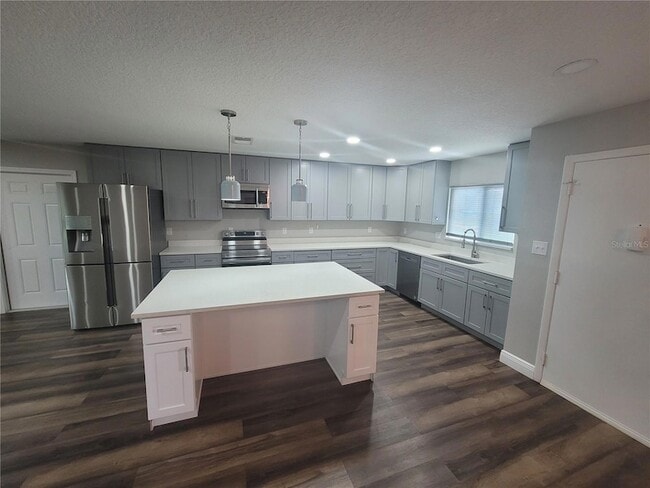 Building Photo - 10481 Montpelier Cir