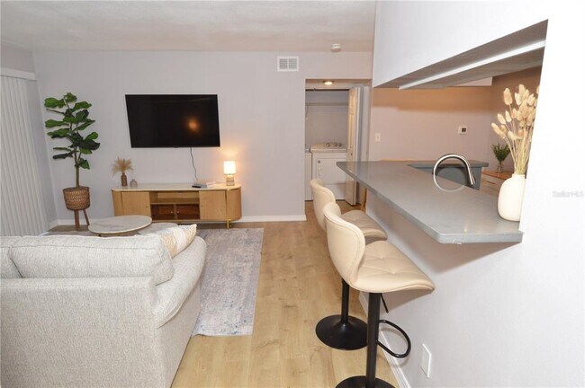 Building Photo - 8653 Fancy Finch Dr