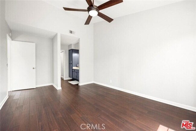 Building Photo - 536 Stone Harbor Cir