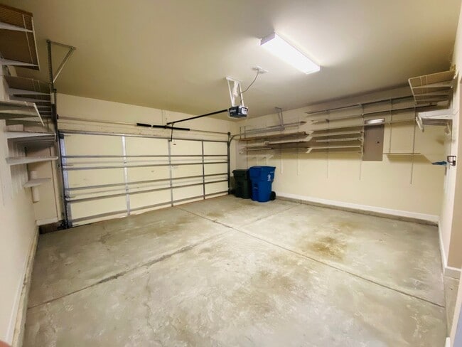 Building Photo - Luxury 3 Bedroom  Townhome in South Durham...