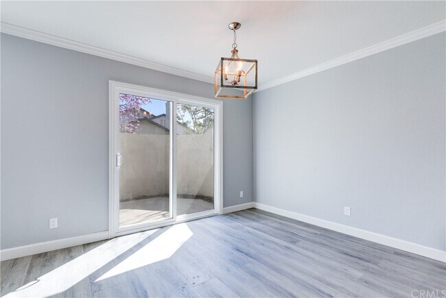 Building Photo - 55 Exeter-