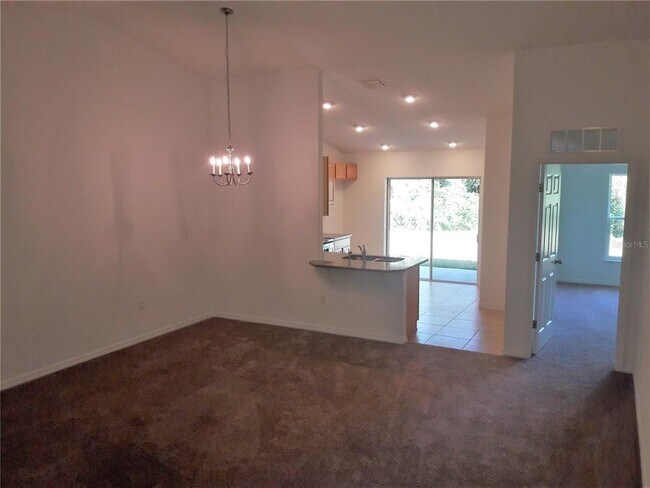 Building Photo - 103 Rose Dr