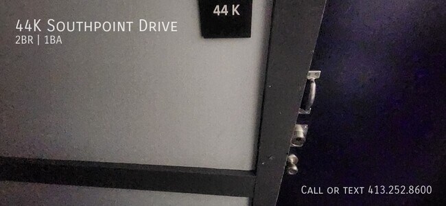 Primary Photo - 44 Southpoint Dr