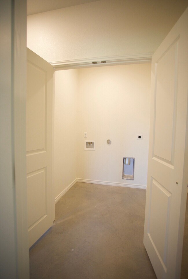 Building Photo - 4144 Long Creek Lane