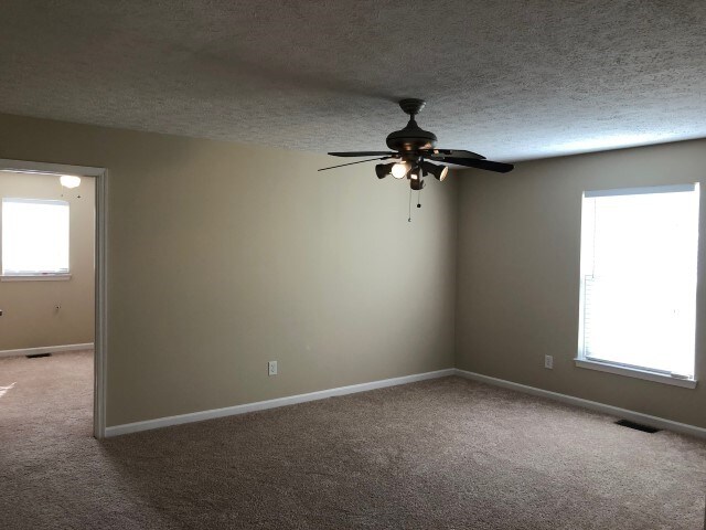 Building Photo - 1021 Mallory Ln