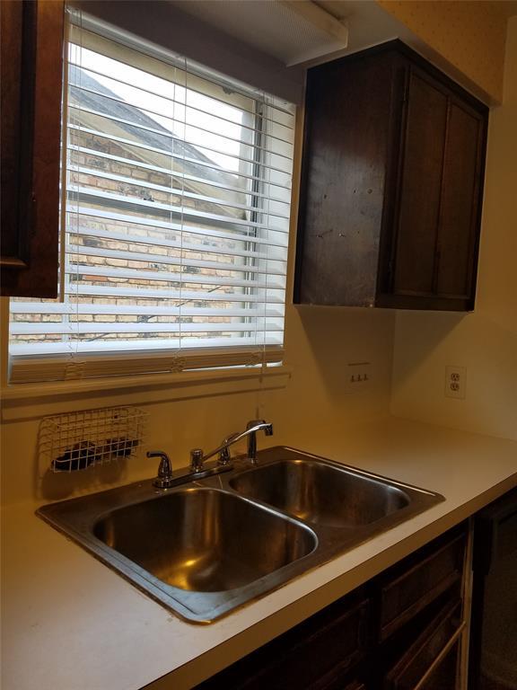 Building Photo - 1603 W Main St