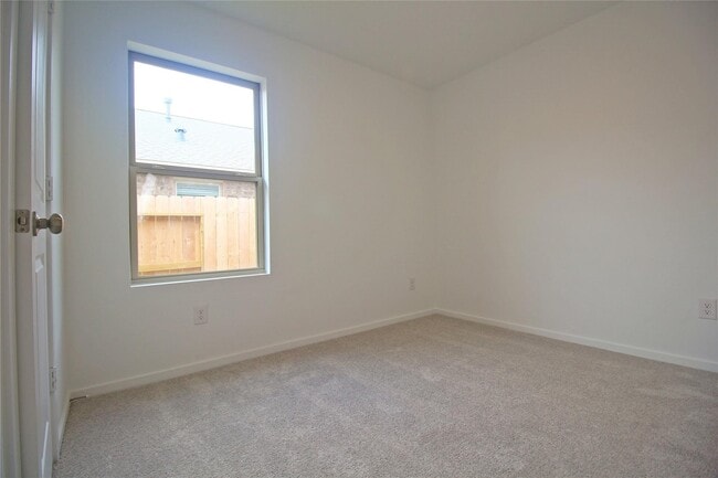 Building Photo - 3218 Elm Br Dr