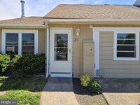 Building Photo - 21 Aldeberan Dr