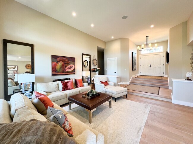 Building Photo - Luxury Living in one of Napa Valley's Most Prestigious Gated Commmunities