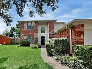 Building Photo - 1043 Leadenhall Cir