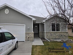 Building Photo - 3 bedroom in Billings MT 59102