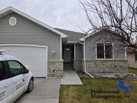 Building Photo - 3 bedroom in Billings MT 59102