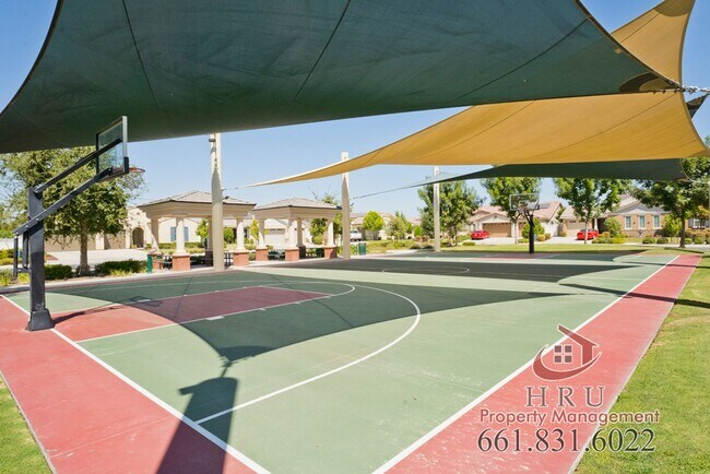 Building Photo - Highgate Community 3 bedroom -2 bath