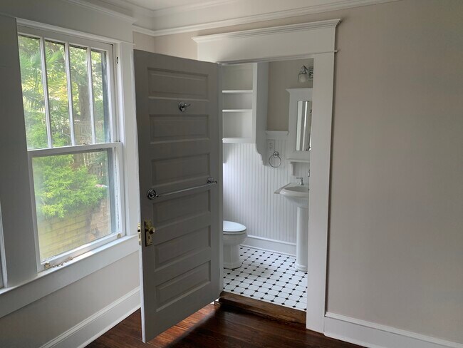 Master Bath - 15 Branham St NE