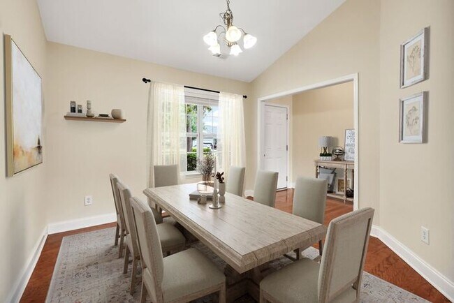 Building Photo - Leland Wedgewood at Lanvale community, Great open floor plan, on level, hardwoods, fire place, ma...