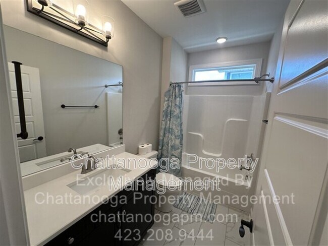 Building Photo - 1526 Bowtie Rd