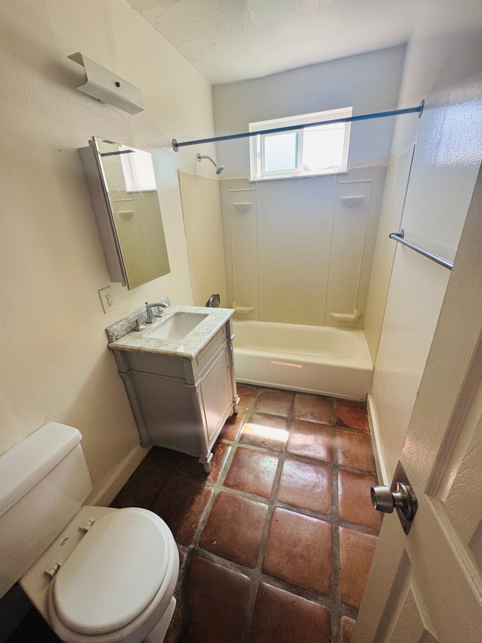 Building Photo - 6705 Trigo Rd