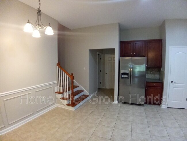 Building Photo - 2575 Creekfront Dr