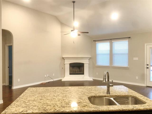Building Photo - 2141 Lake Pine Dr