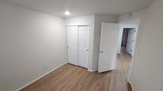 Building Photo - Remodeled 3 Bd Home W/ Washer & Dryer Hook-ups, Large Fenced Backyard, Gas Fireplace & 2 Car Garage!