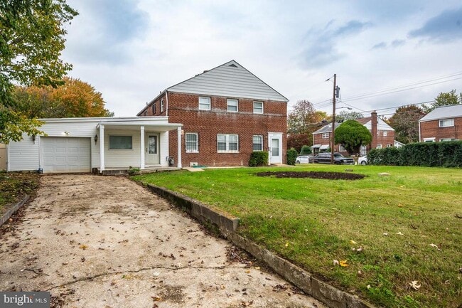 Building Photo - 2327 Wyngate Rd
