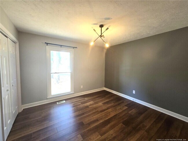 Building Photo - 7786 Dragonhead Rd