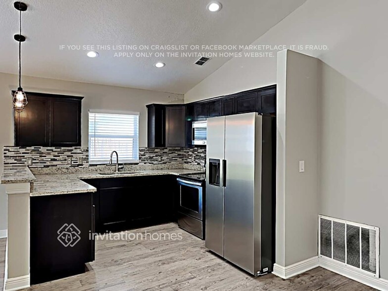 Building Photo - 11425 Kenley Cir