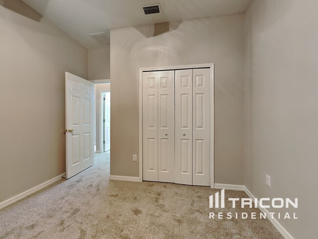Building Photo - 9717 Cypress Harbor Dr
