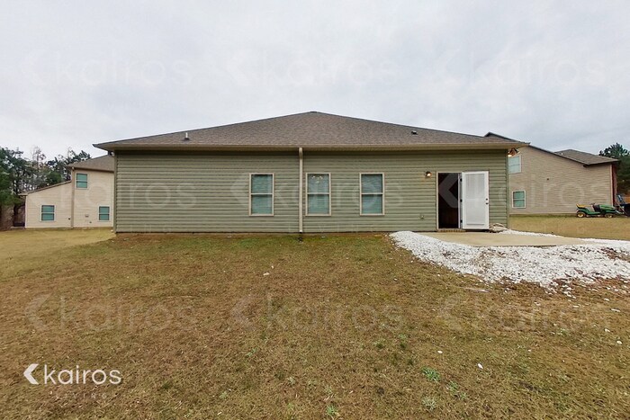 Building Photo - 8026 Shadesbrook Dr