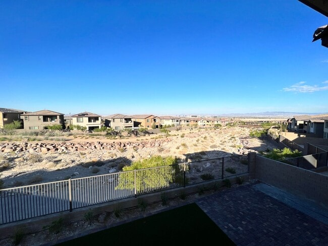 Building Photo - New Summerlin View