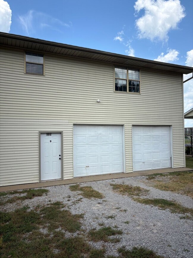 Primary Photo - 102 John Paul Rd