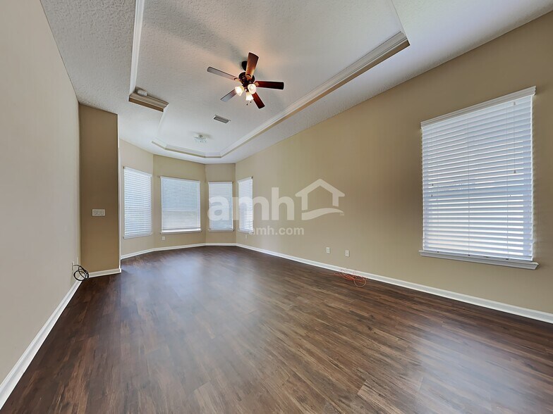 Building Photo - 11326 Scenic Point Cir