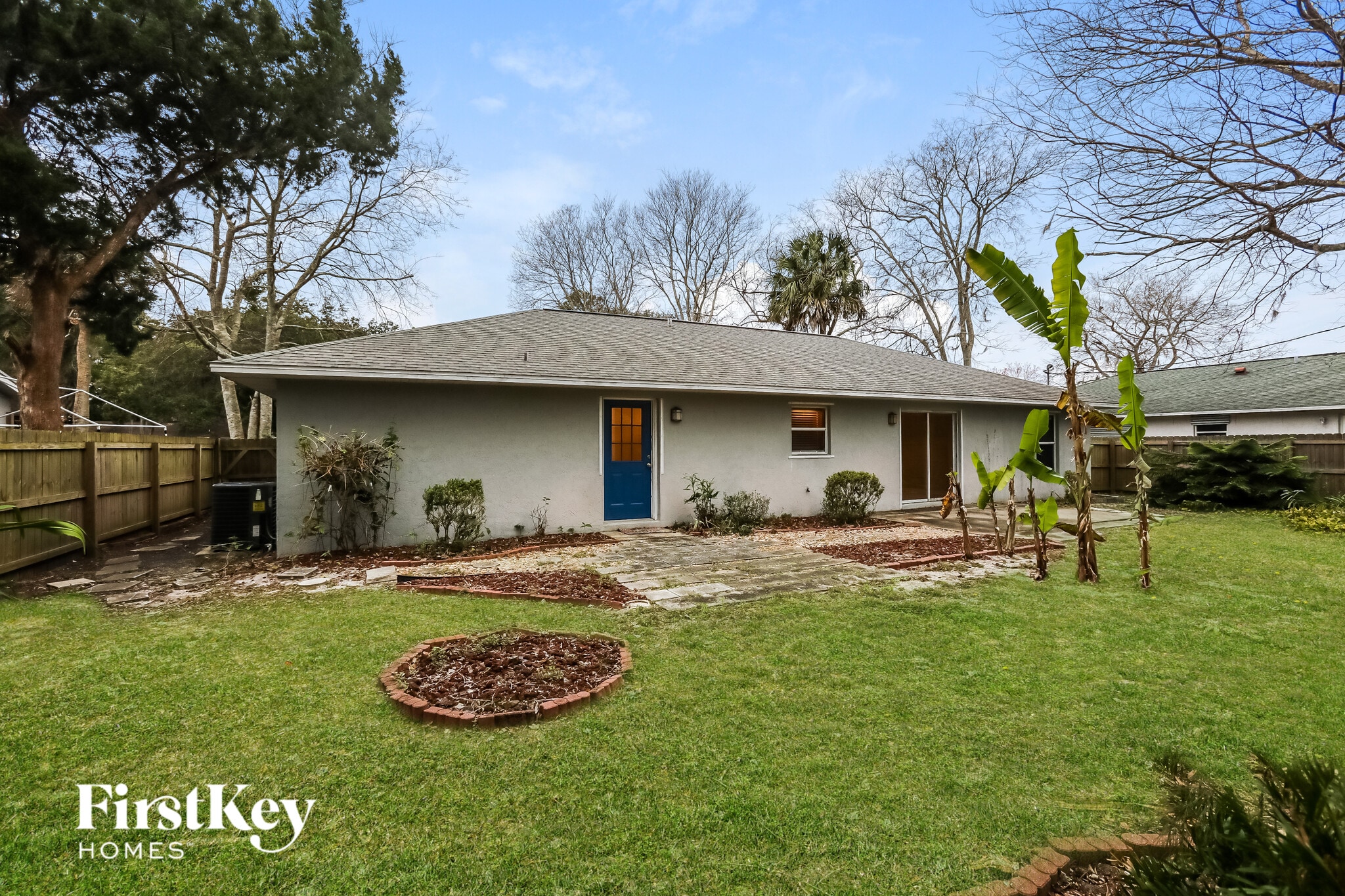 Building Photo - 2007 Juniper Dr