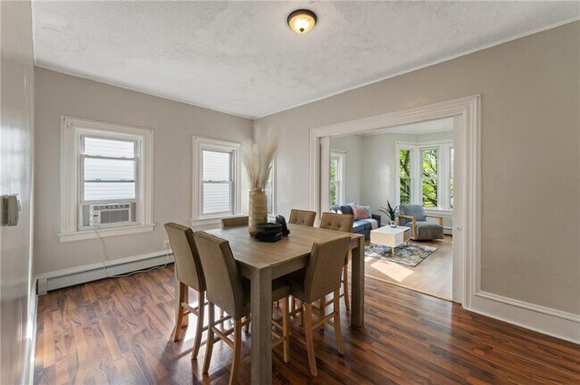 Building Photo - 1165 Chalkstone Ave