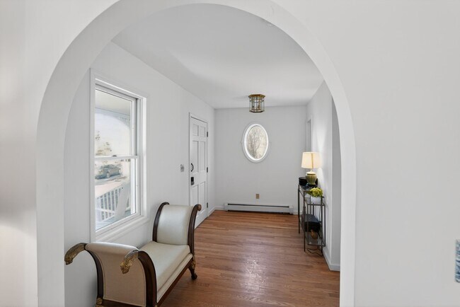 Building Photo - 12 Taghkanic Churchtown Rd