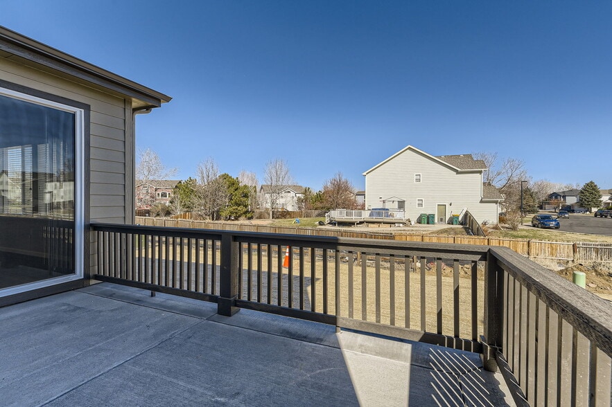 Building Photo - 10856 Hayloft St