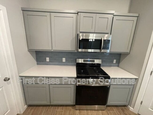 Building Photo - 19917 Forsythe Dr