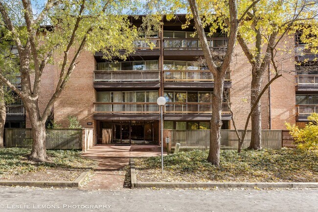 Primary Photo - 5600 Hillcrest Ln