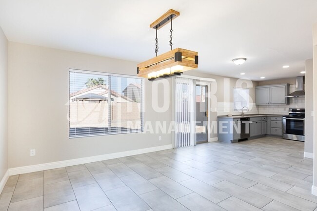 Building Photo - Beautiful Updated Home with ALL Appliances