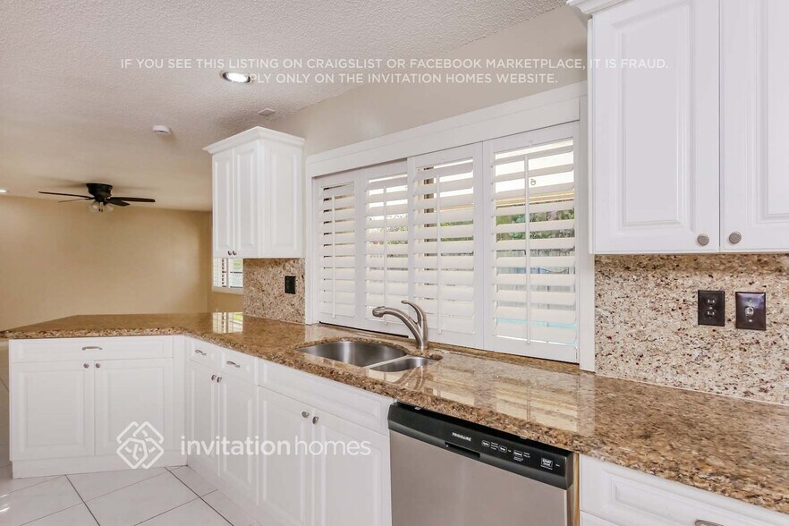 Building Photo - 9080 NW 13th St