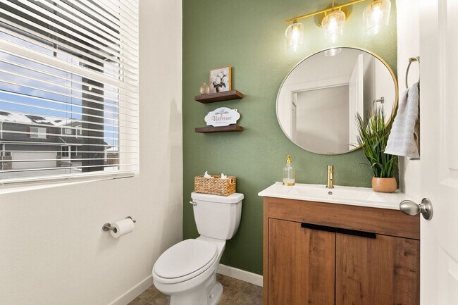 Building Photo - Updated 3-Bedroom Home With 3-Car Garage Close to Commuting, Coffee, and Gym