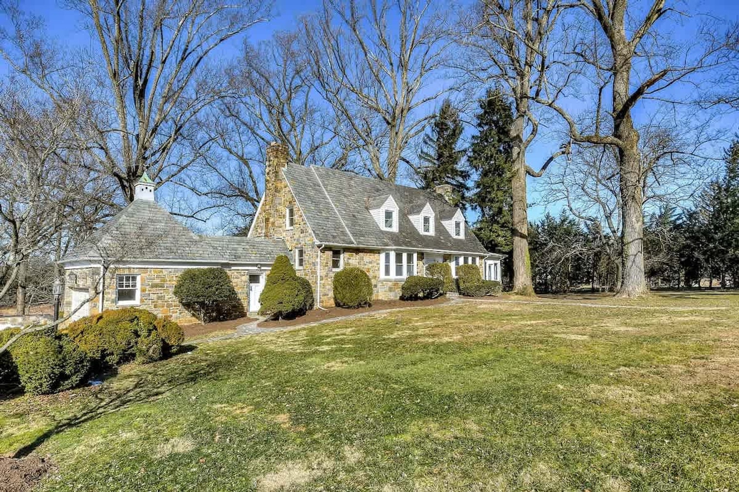 Building Photo - 10417 Liberty Rd